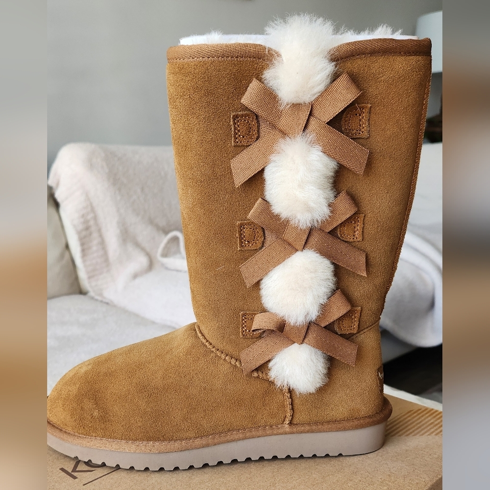 Koolaburra Tan Suede Winter Boots with Bows
